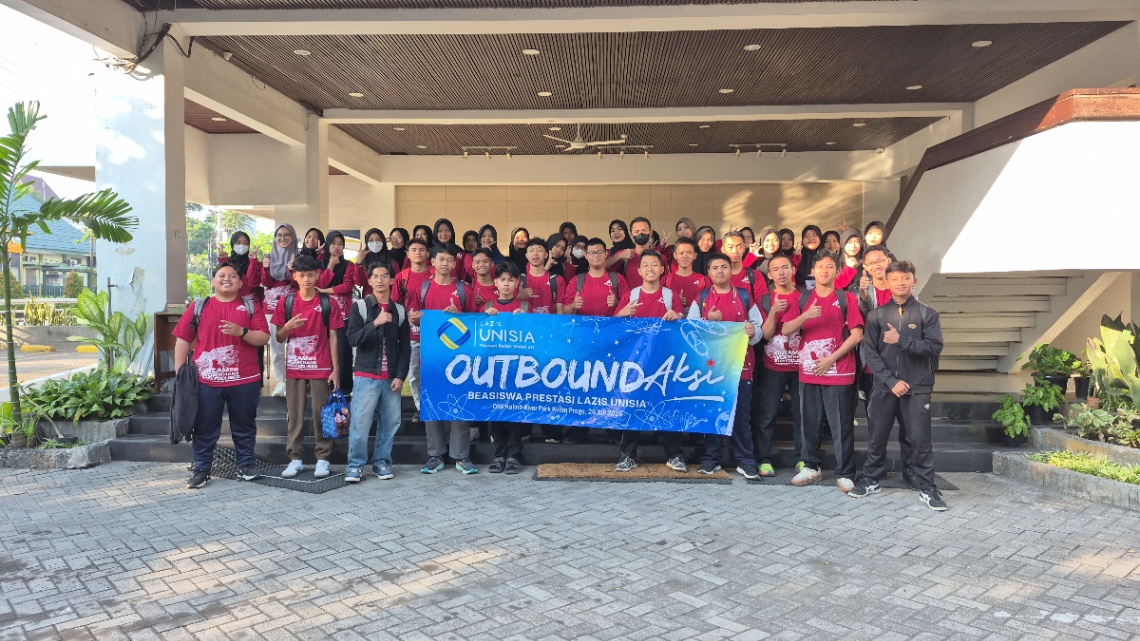 Outbound AKSI Beasiswa Prestasi Lazis Unisia Perkuat Karakter dan Kebersamaan Penerima Manfaat Tingkat SMA/SMK